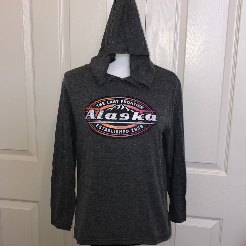 Alaska hooded log sleeve tshirt
